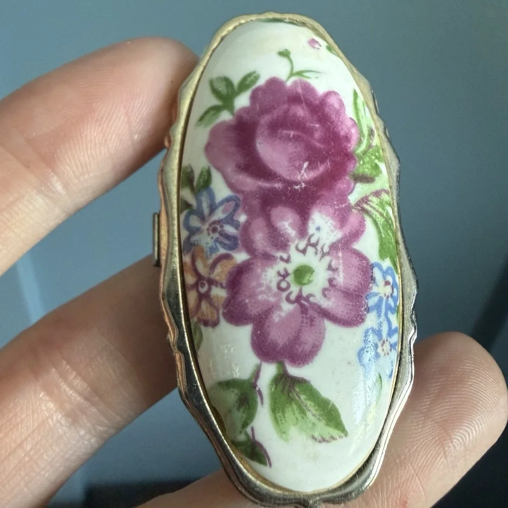 N/A vintage lipstick
